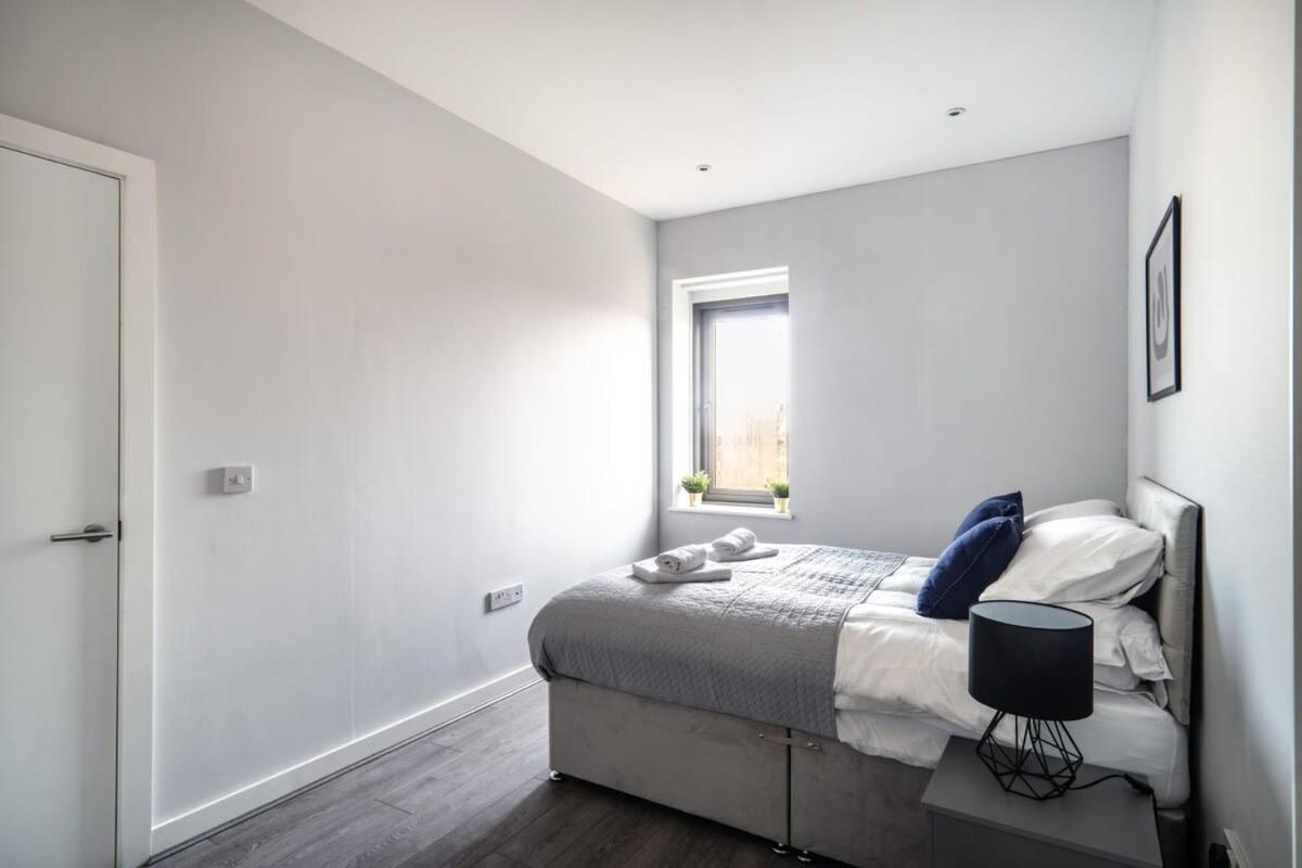 Modern & Spacious 2 Bed Apartment In Waterloo Liverpool Exterior foto